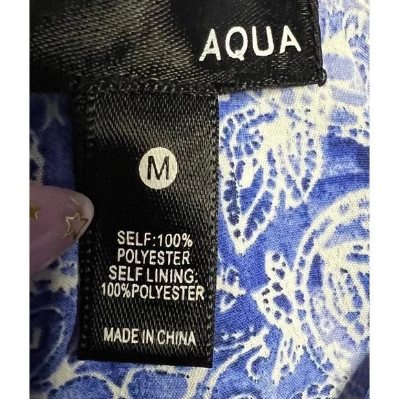 NWT Aqua Women's Blue White Paisley Handkerchief Mini Dress M. - Picture 10 of 11